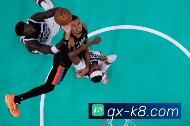 火箭五虎合力96分击溃鹈鹕 申京36+14+7全面统治 KD三节打卡高效表现